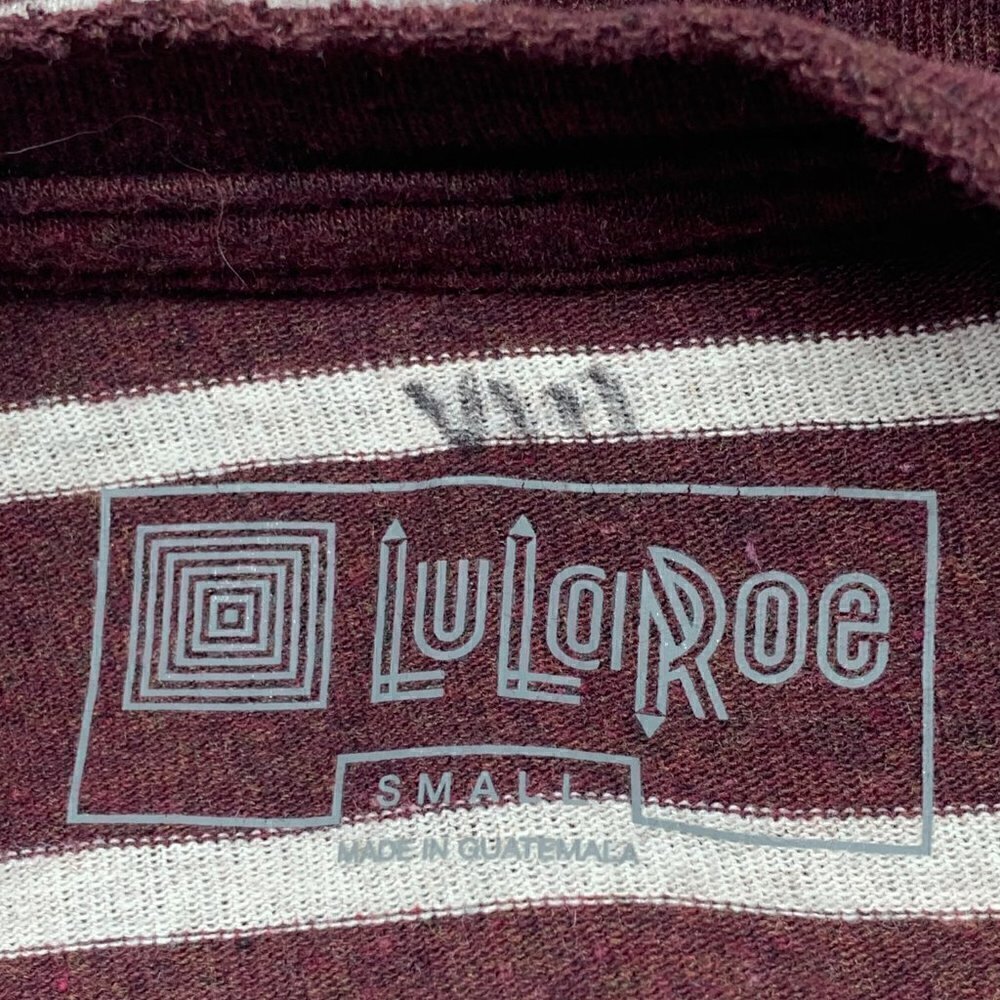 🎉LuLaRoe Maroon w/ Cream Stripe Long Sleeve Mark - Picture 4 of 8